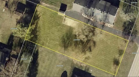 Photo of 2430 W Choctaw Drive Lot 945 #Lot 945, London, OH 43140 (MLS # 226033952)