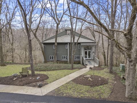 Photo of 7985 Riverside Drive, Dublin, OH 43016 (MLS # 226011573)