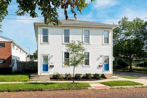 Photo of 484 E Columbus Street, Columbus, OH 43206 (MLS # 226012633)