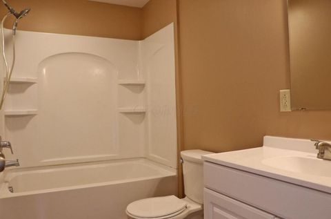 Tiny photo for 17129 Murray Road, Mount Vernon, OH 43050 (MLS # 225044686)