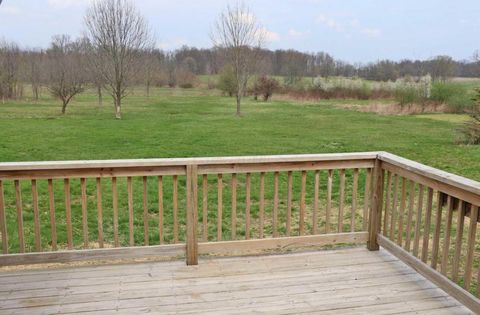 Tiny photo for 17129 Murray Road, Mount Vernon, OH 43050 (MLS # 225044686)