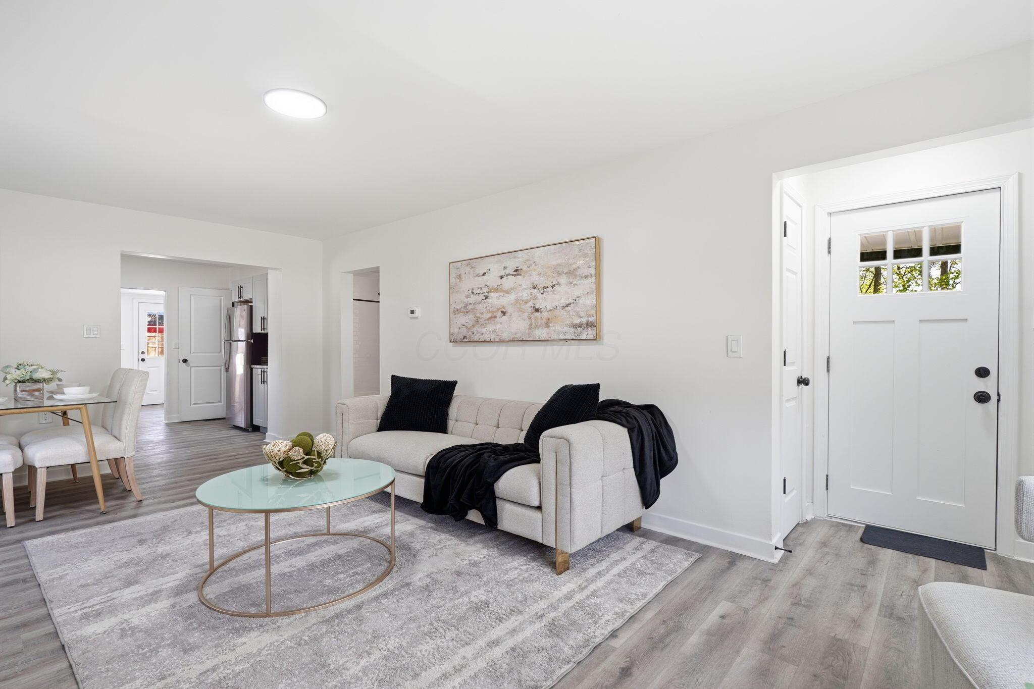 7174 London Groveport Road