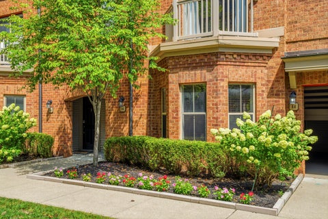 Photo of 46 Victorian Gate Way, Columbus, OH 43215 (MLS # 226028834)