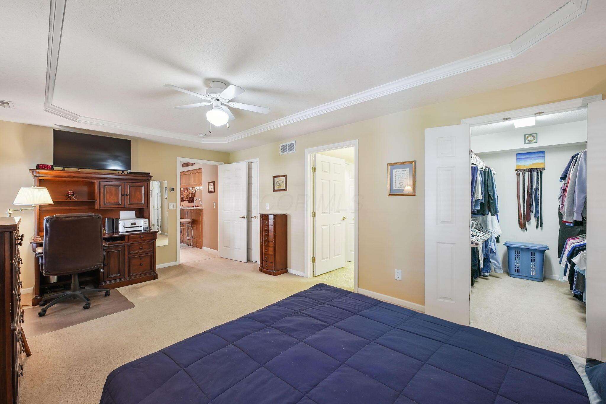 6567 Henschen Circle, Westerville, Ohio image 21