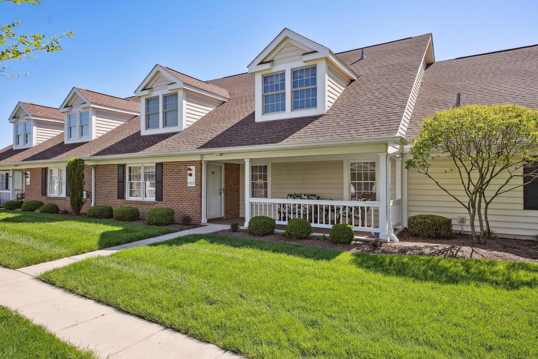 6567 Henschen Circle, Westerville, Ohio image 2