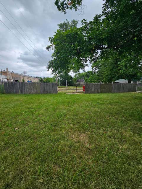 Photo of 74 S Cherry Street, London, OH 43140 (MLS # 226021007)
