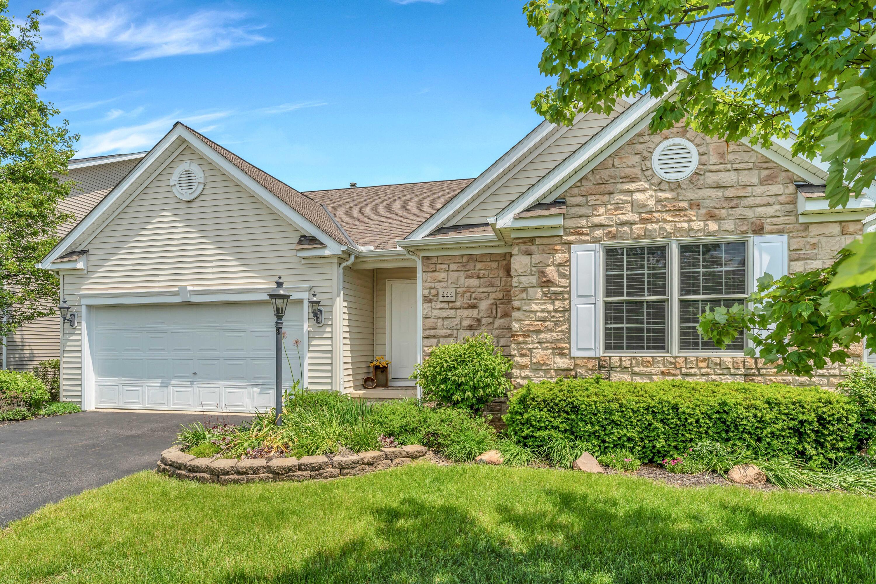 444 Saffron Drive, Sunbury, Ohio image 3
