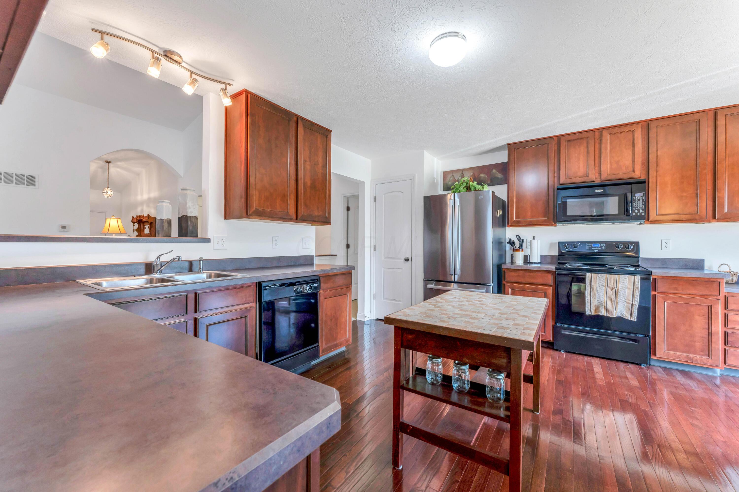 444 Saffron Drive, Sunbury, Ohio image 15