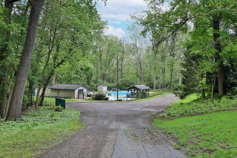 Tiny photo for 1332 Brookridge Drive, Columbus, OH 43235 (MLS # 226022162)