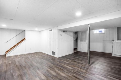 Tiny photo for 2159 Keller Place E, Grove City, OH 43123 (MLS # 226000468)