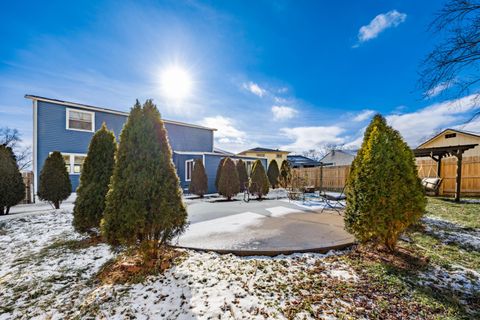 Tiny photo for 2159 Keller Place E, Grove City, OH 43123 (MLS # 226000468)