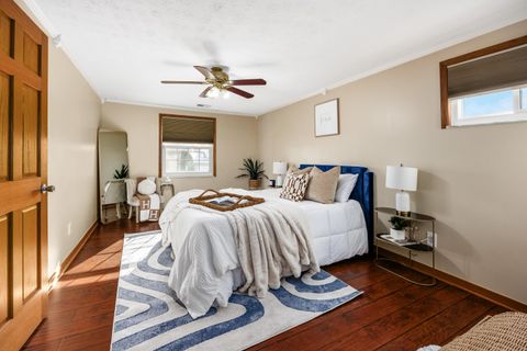 Tiny photo for 2159 Keller Place E, Grove City, OH 43123 (MLS # 226000468)