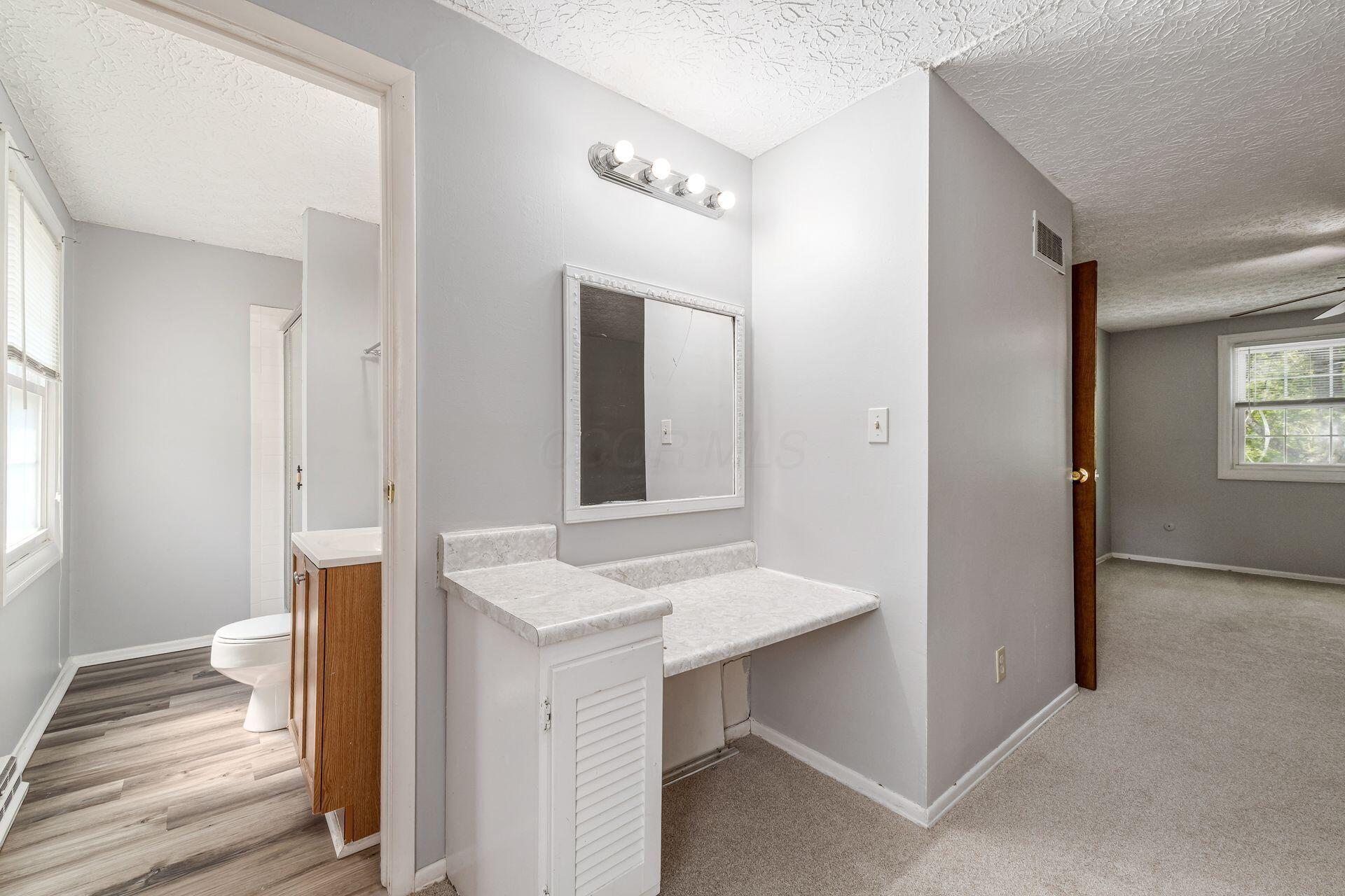 6541 Skywae Drive, Columbus, Ohio image 25