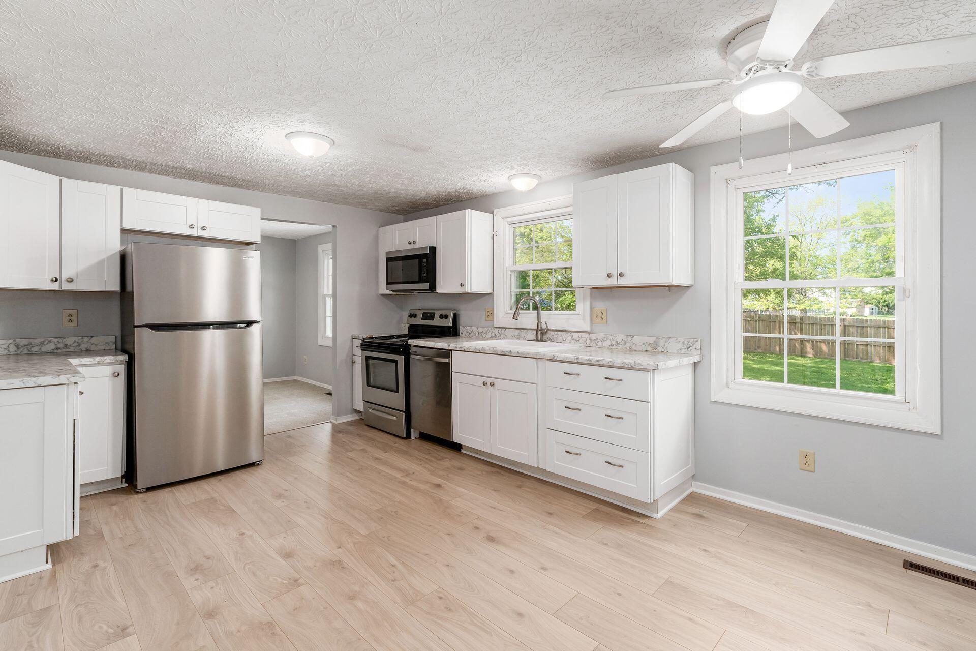 6541 Skywae Drive, Columbus, Ohio image 13