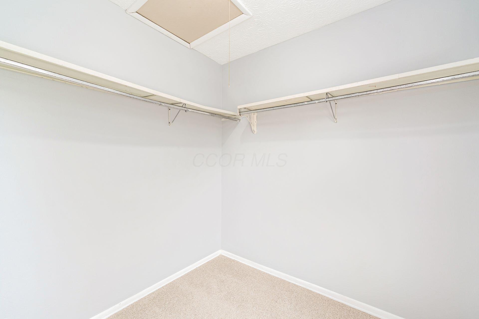 6541 Skywae Drive, Columbus, Ohio image 27