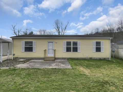Photo of 2975 State Route 93 NE, Crooksville, OH 43731 (MLS # 226009939)
