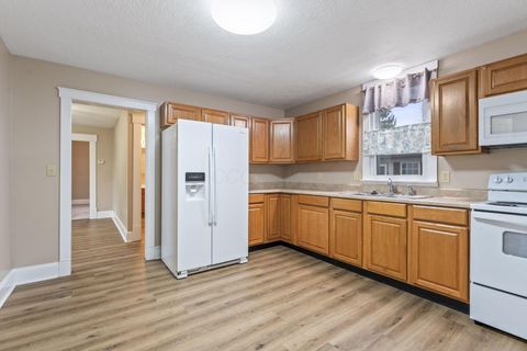 Tiny photo for 1414 Cedar Hill Road, Lancaster, OH 43130 (MLS # 225046213)