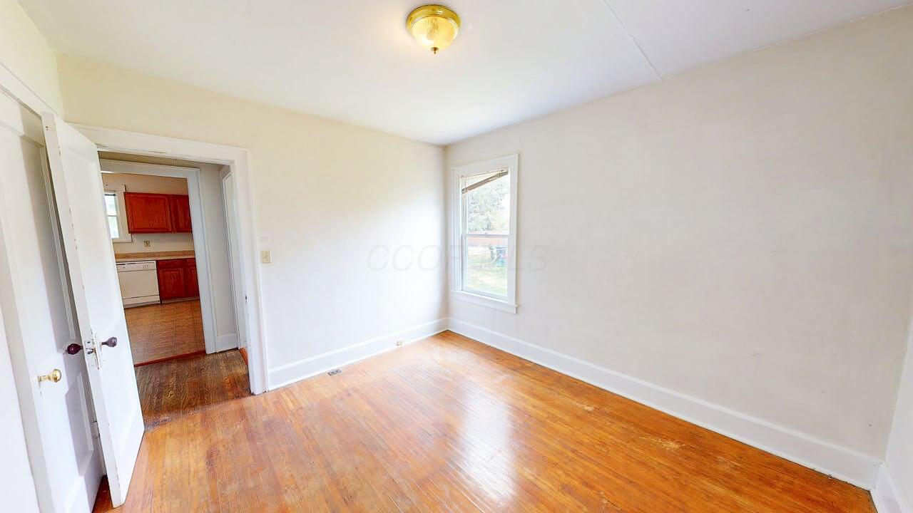 3038 Indianola Avenue, Columbus, Ohio image 19