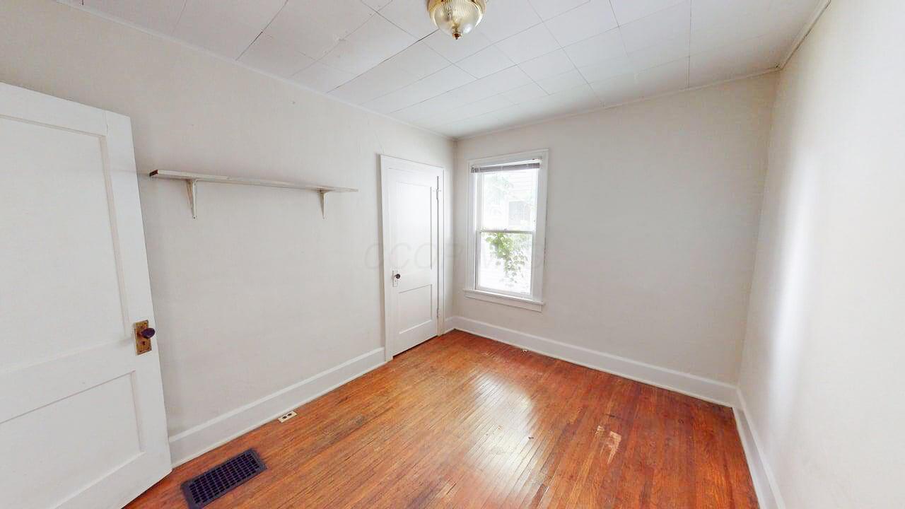 3038 Indianola Avenue, Columbus, Ohio image 23
