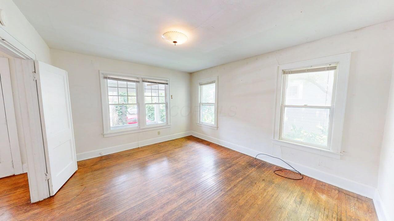 3038 Indianola Avenue, Columbus, Ohio image 10