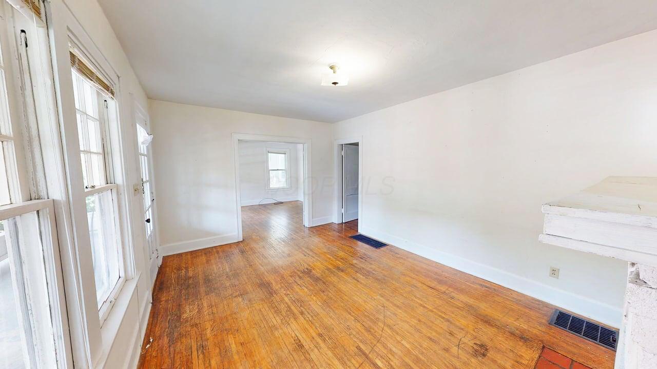 3038 Indianola Avenue, Columbus, Ohio image 4