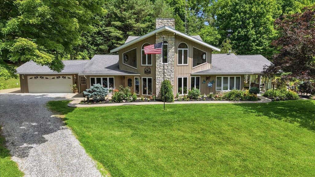 Photo of 23479 Thompson Road, Howard, OH 43028 (MLS # 226023043)