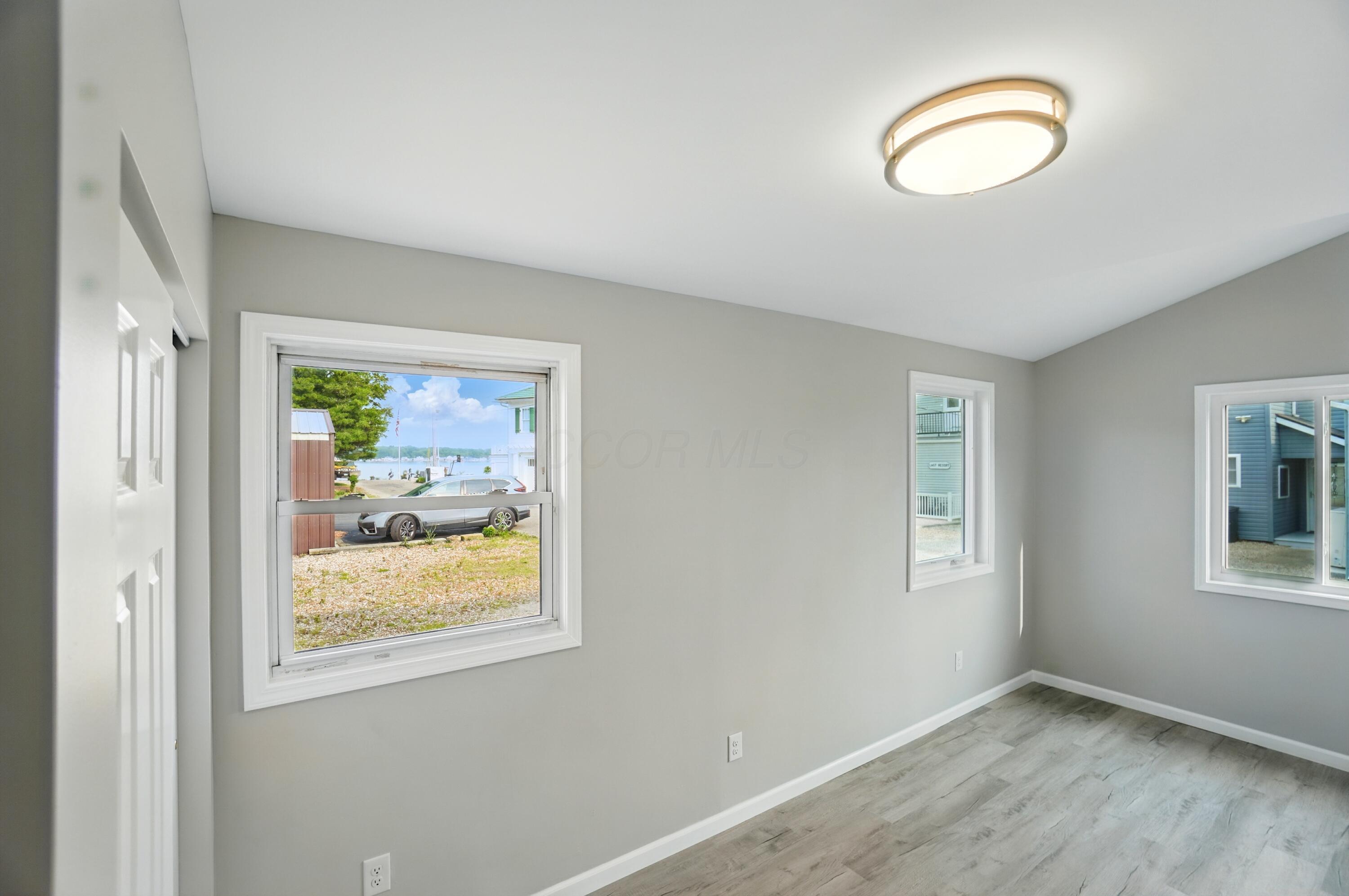 4881 Decker Avenue, Thornville, Ohio image 25