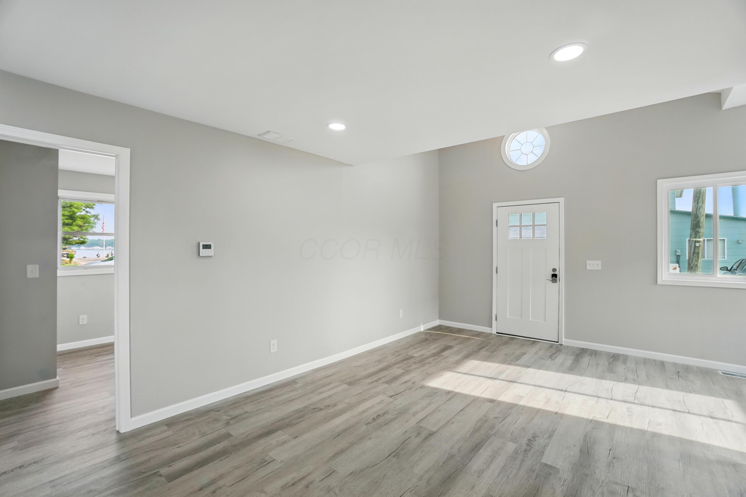 4881 Decker Avenue, Thornville, Ohio image 32