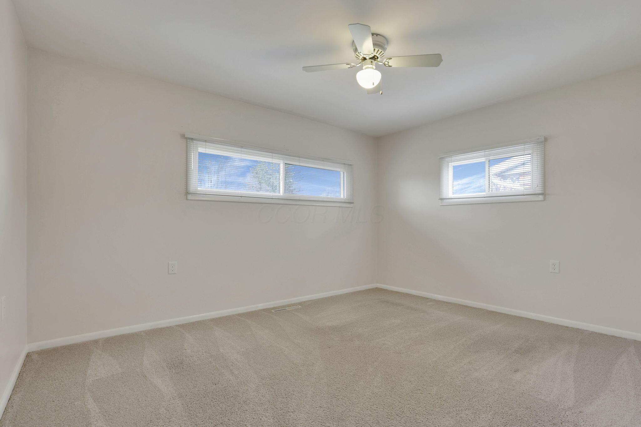 652 Karen Parkway, Newark, Ohio image 24