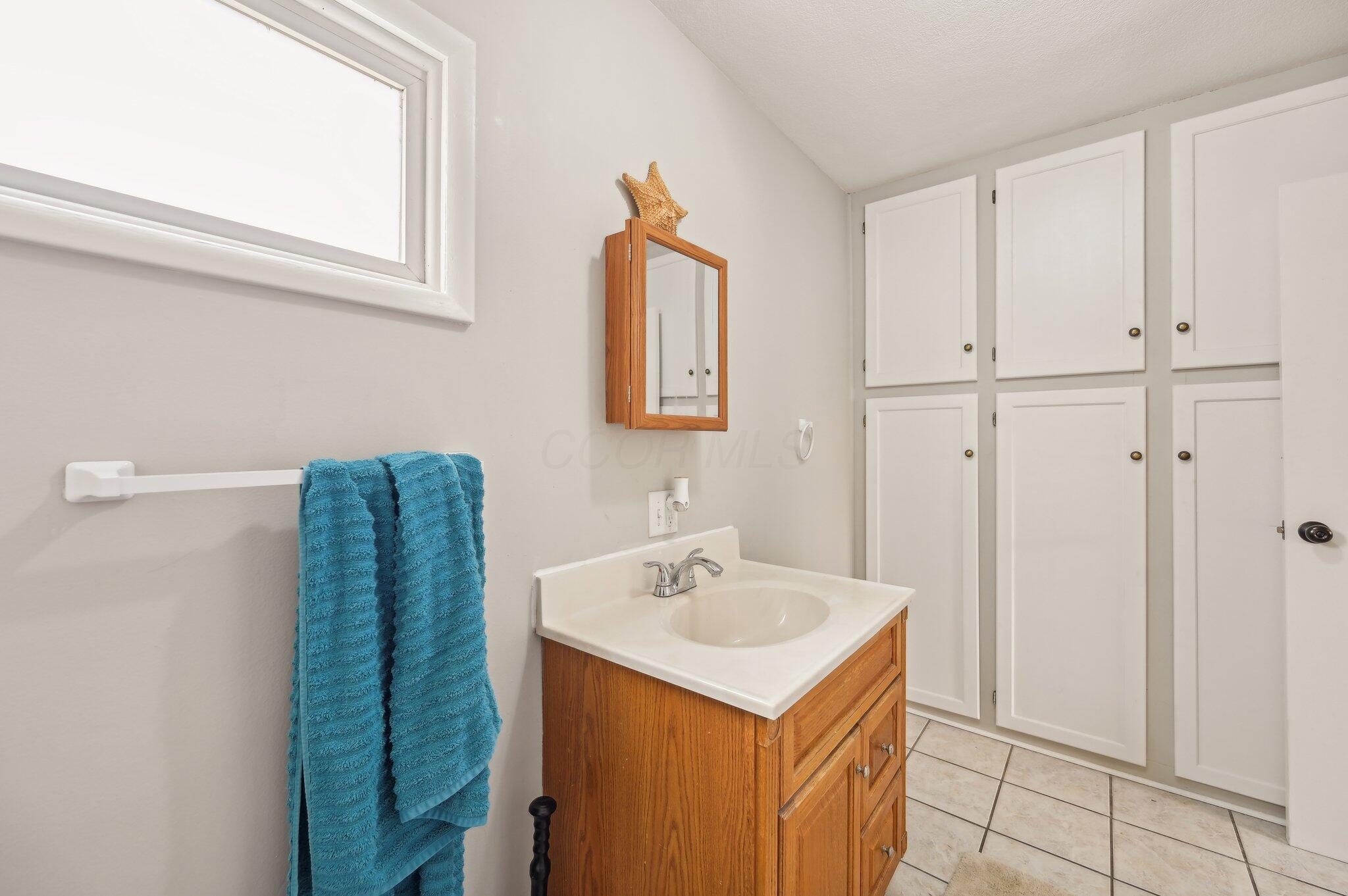 137 Hawkes Avenue, Newark, Ohio image 20