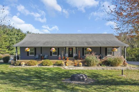 Photo of 8981 Fairmont Road, Thornville, OH 43076 (MLS # 225042324)