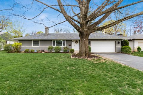 Photo of 3166 S Dorchester Road, Columbus, OH 43221 (MLS # 226012084)