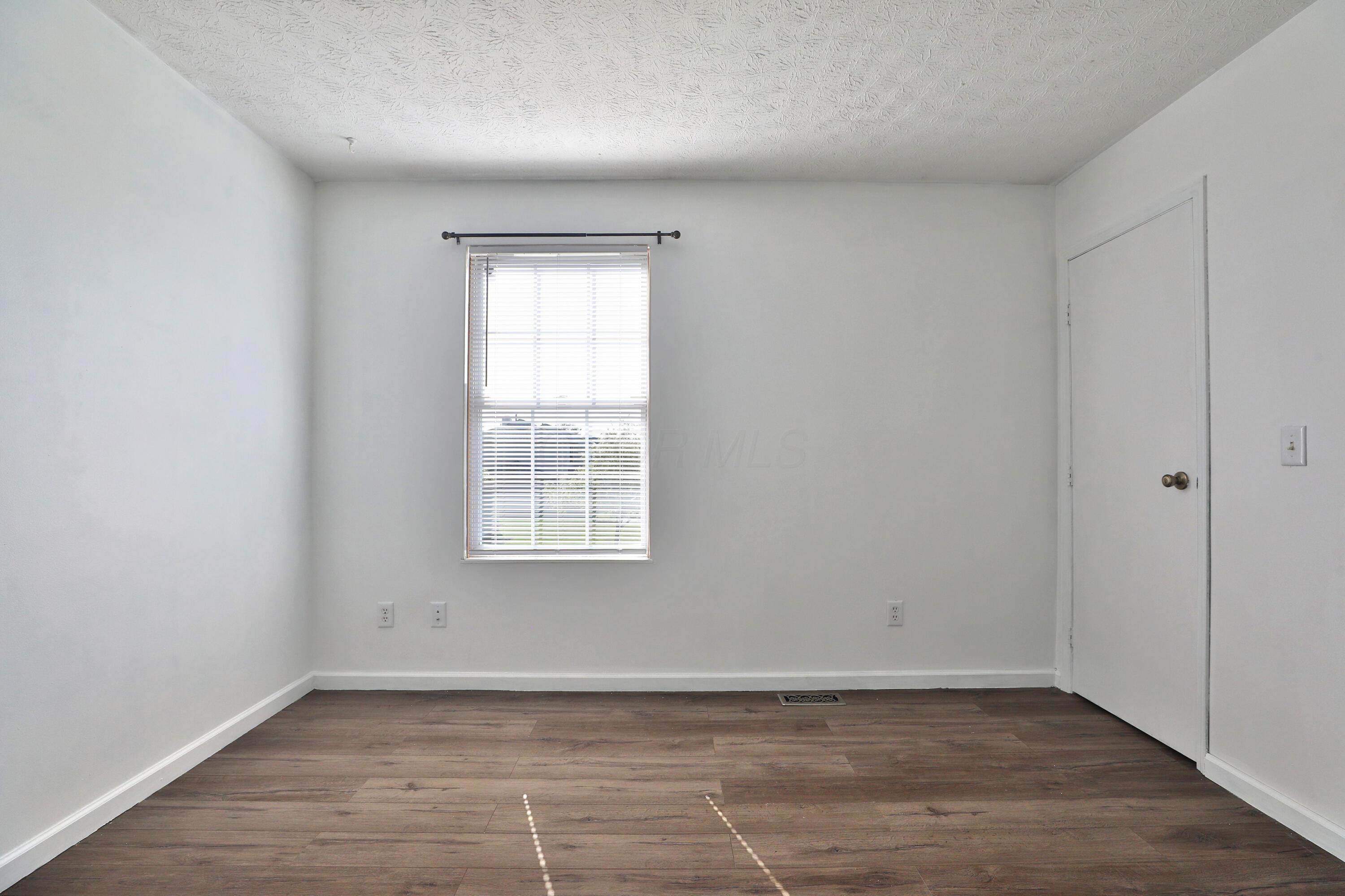 1630 Bennigan Drive, Hilliard, Ohio image 23