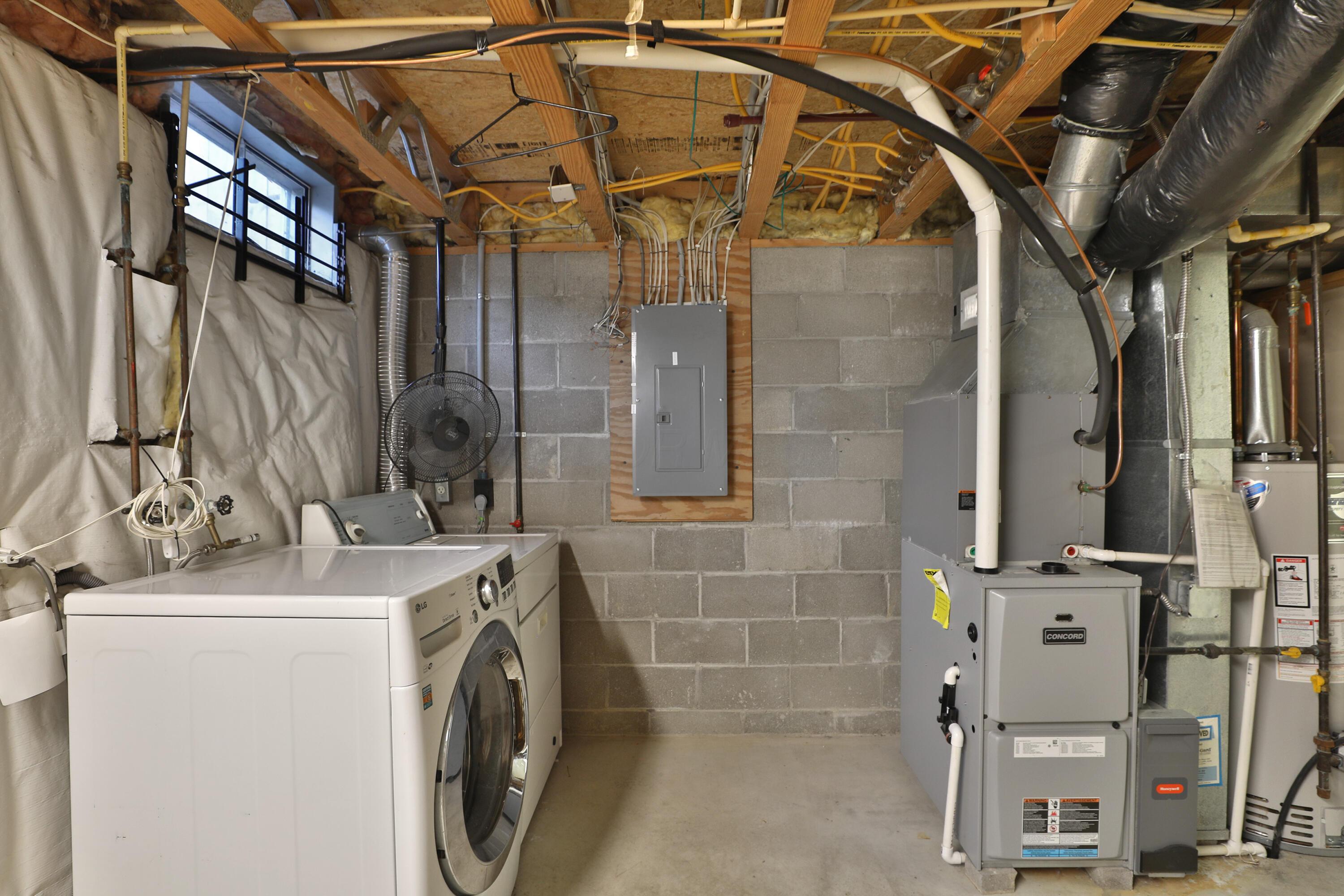 1630 Bennigan Drive, Hilliard, Ohio image 38