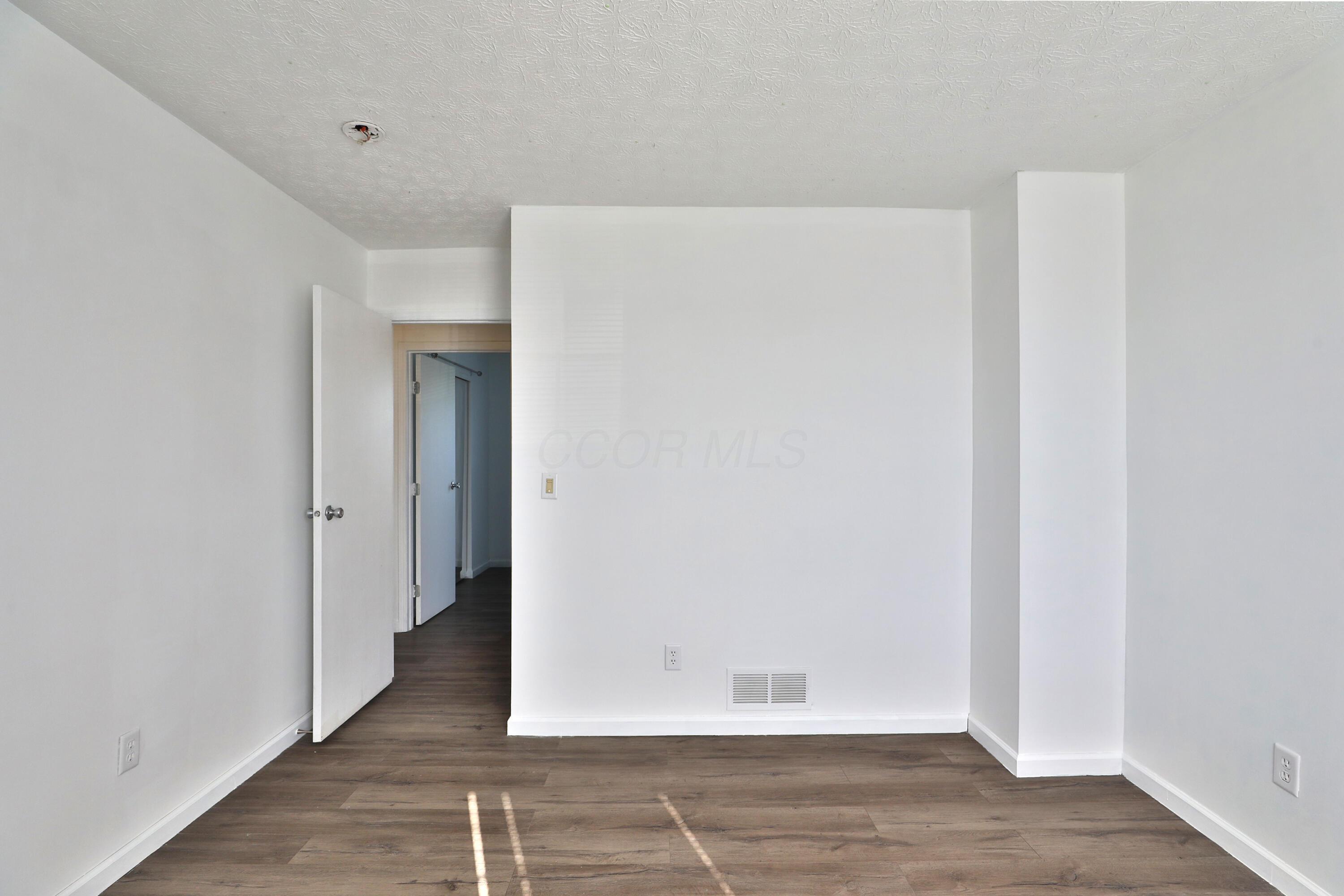 1630 Bennigan Drive, Hilliard, Ohio image 26