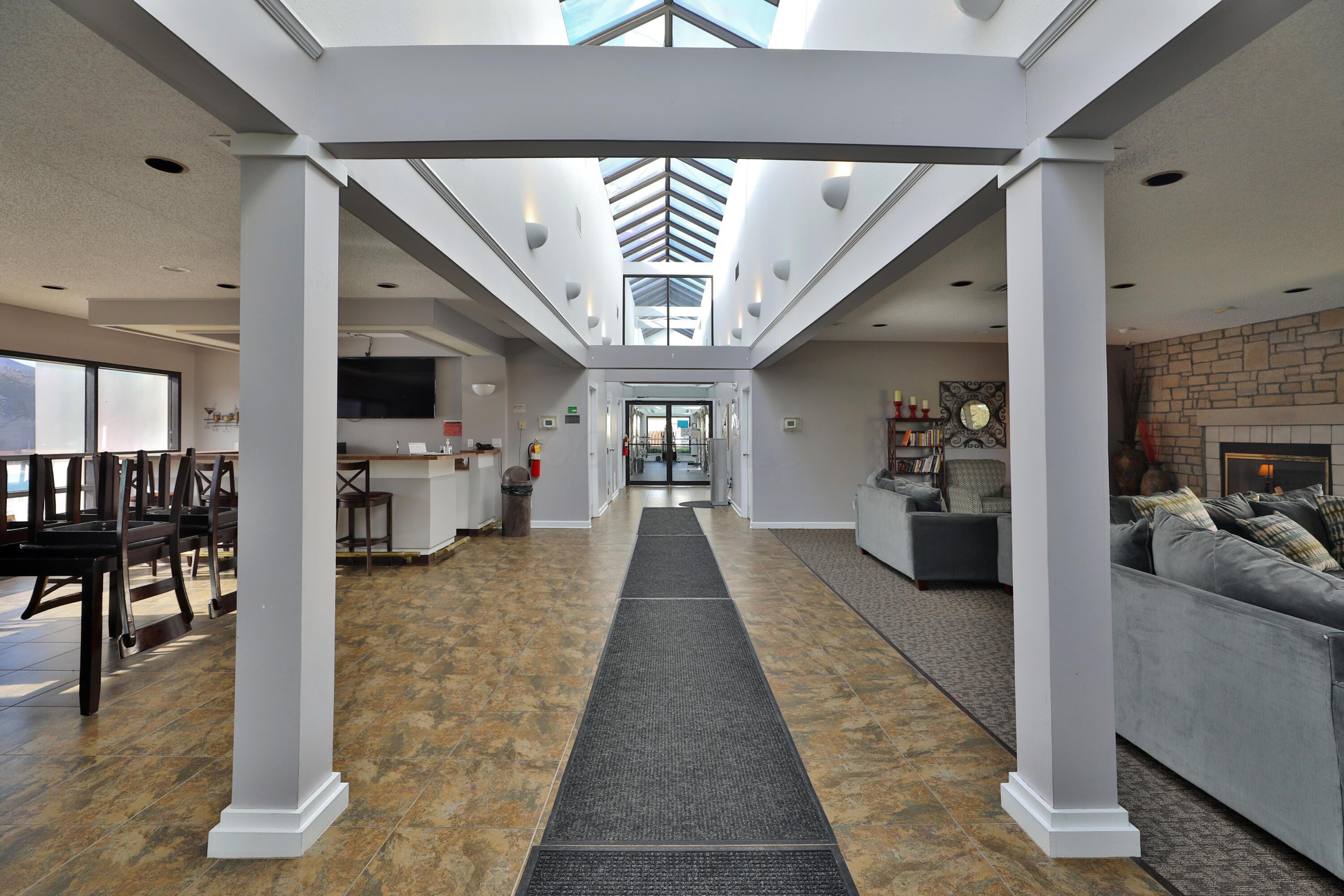1630 Bennigan Drive, Hilliard, Ohio image 44