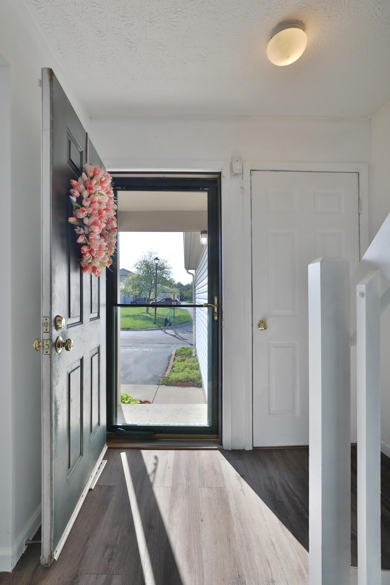 1630 Bennigan Drive, Hilliard, Ohio image 4