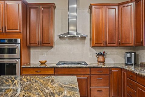 Tiny photo for 110 E Pawnee Drive, Powell, OH 43065 (MLS # 226000731)