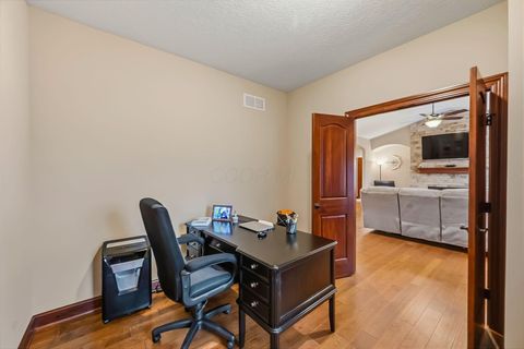 Tiny photo for 110 E Pawnee Drive, Powell, OH 43065 (MLS # 226000731)