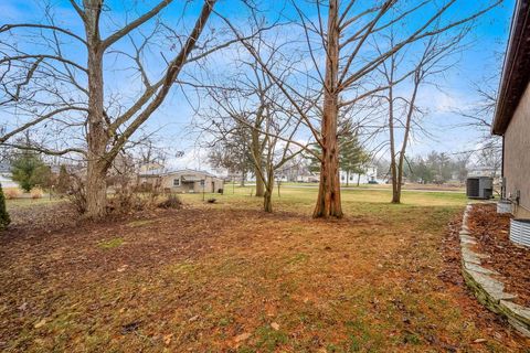 Tiny photo for 110 E Pawnee Drive, Powell, OH 43065 (MLS # 226000731)