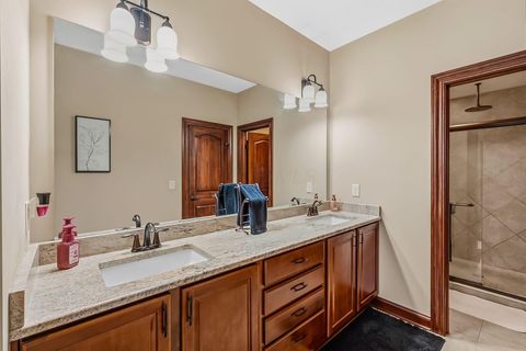 Tiny photo for 110 E Pawnee Drive, Powell, OH 43065 (MLS # 226000731)