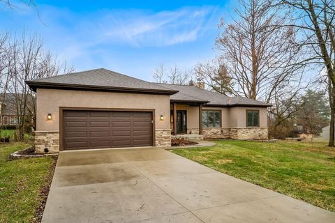 Tiny photo for 110 E Pawnee Drive, Powell, OH 43065 (MLS # 226000731)