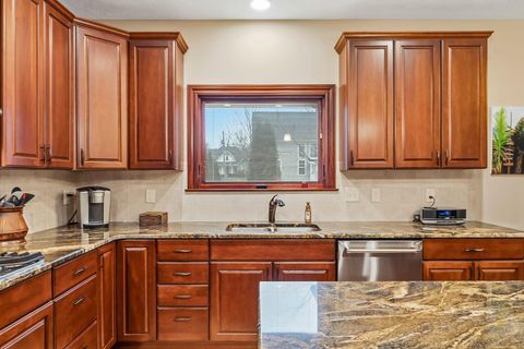 Tiny photo for 110 E Pawnee Drive, Powell, OH 43065 (MLS # 226000731)