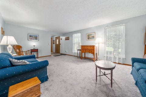 Tiny photo for 639 Link Road, Whitehall, OH 43213 (MLS # 226037250)