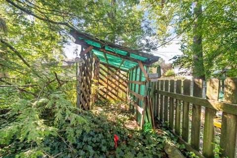 Tiny photo for 639 Link Road, Whitehall, OH 43213 (MLS # 226037250)