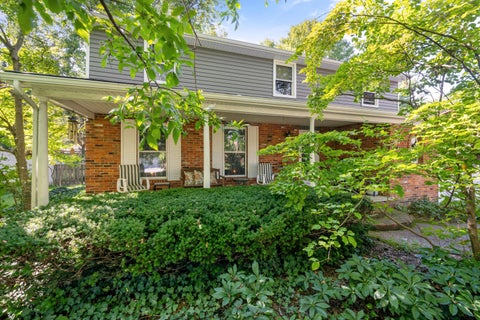 Tiny photo for 639 Link Road, Whitehall, OH 43213 (MLS # 226037250)