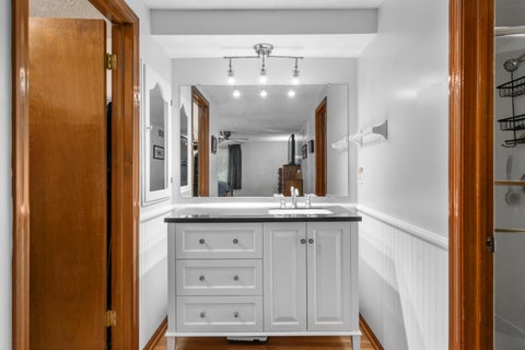 Tiny photo for 639 Link Road, Whitehall, OH 43213 (MLS # 226037250)