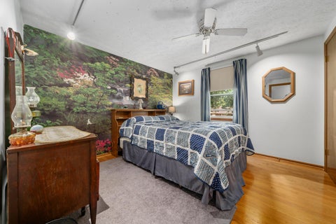 Tiny photo for 639 Link Road, Whitehall, OH 43213 (MLS # 226037250)