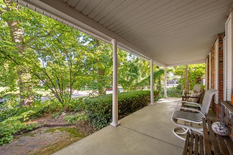 Tiny photo for 639 Link Road, Whitehall, OH 43213 (MLS # 226037250)
