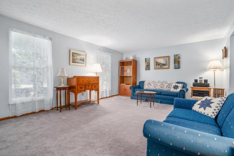 Tiny photo for 639 Link Road, Whitehall, OH 43213 (MLS # 226037250)